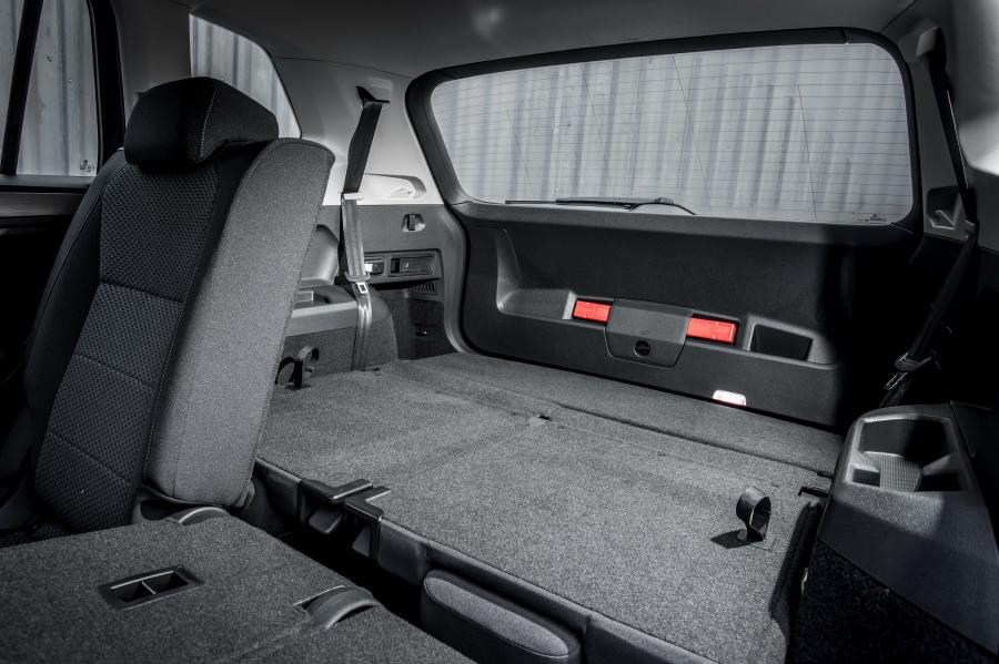 Багажник Volkswagen Tiguan Allspace 2018 года  (UK) (фото 13 из 40)